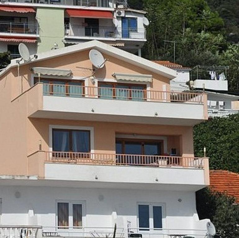 Riva Apartments Živogošće Eksteriør billede